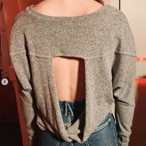 Open-back Grey Sweater